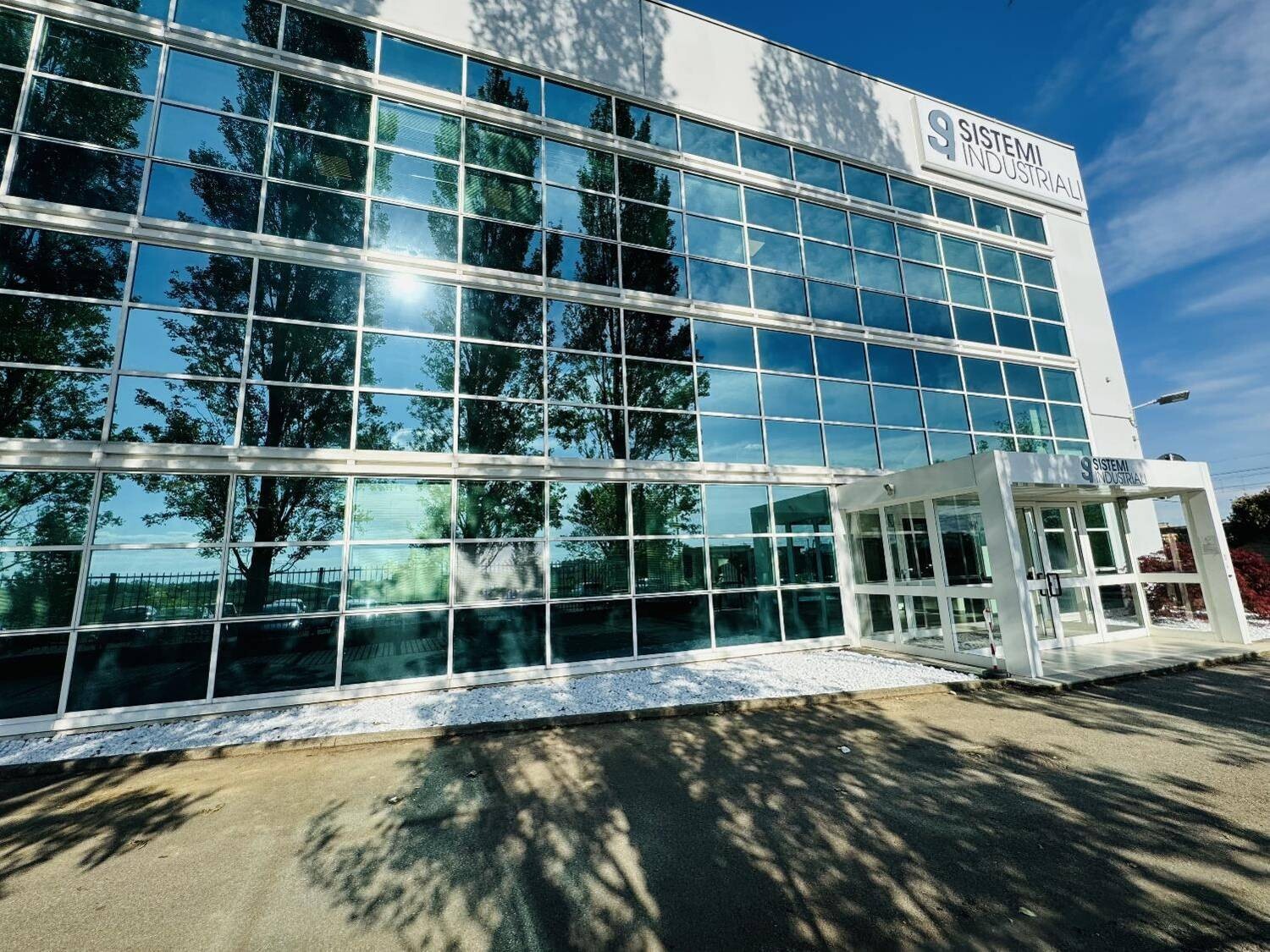 Vendita Capannone Produttivo  Gaggiano 10.000 mq– rif. LOG-D-345