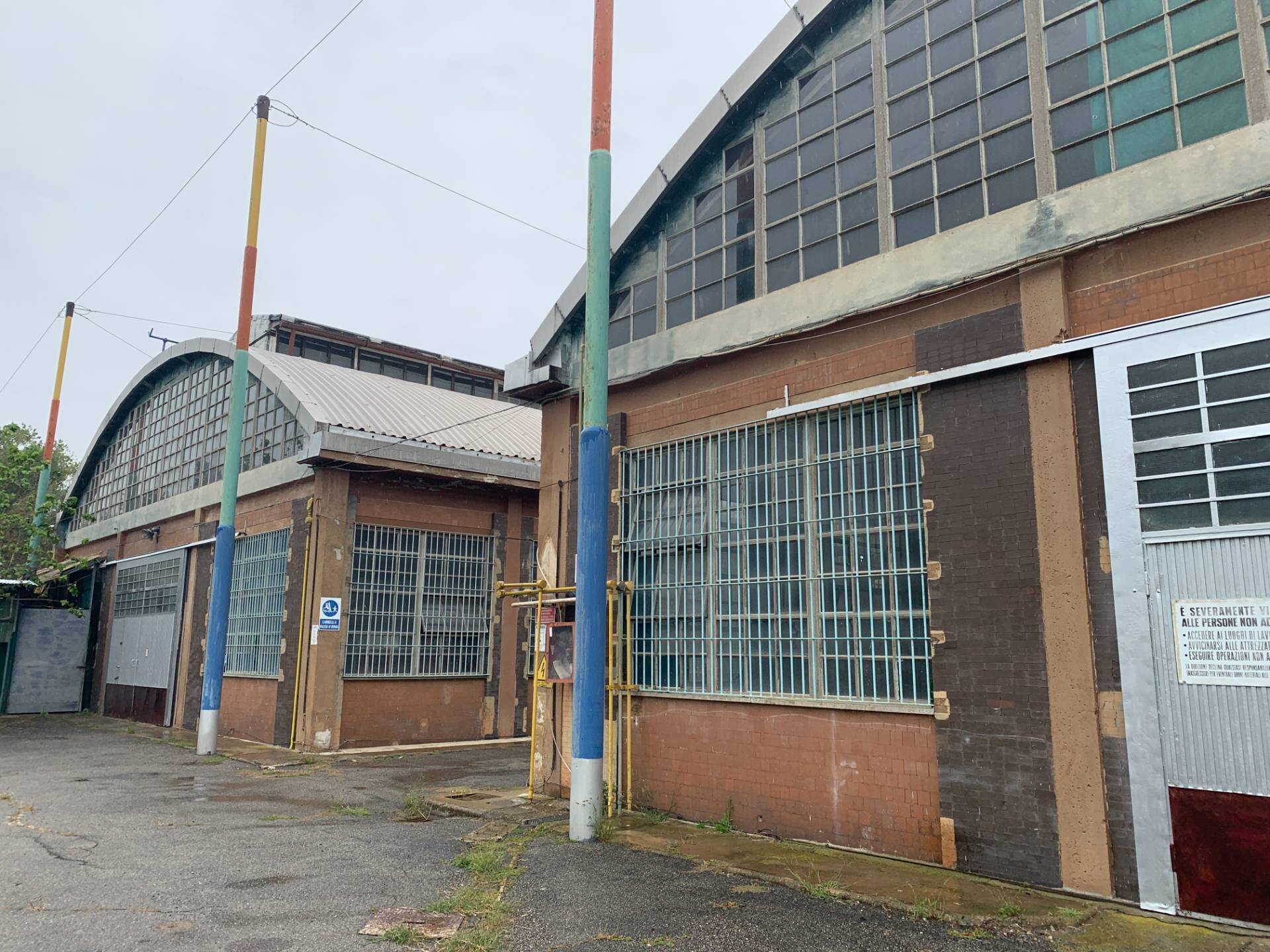 Vendita Capannone Produttivo  Lainate 1.350 mq– rif. IND-D-252