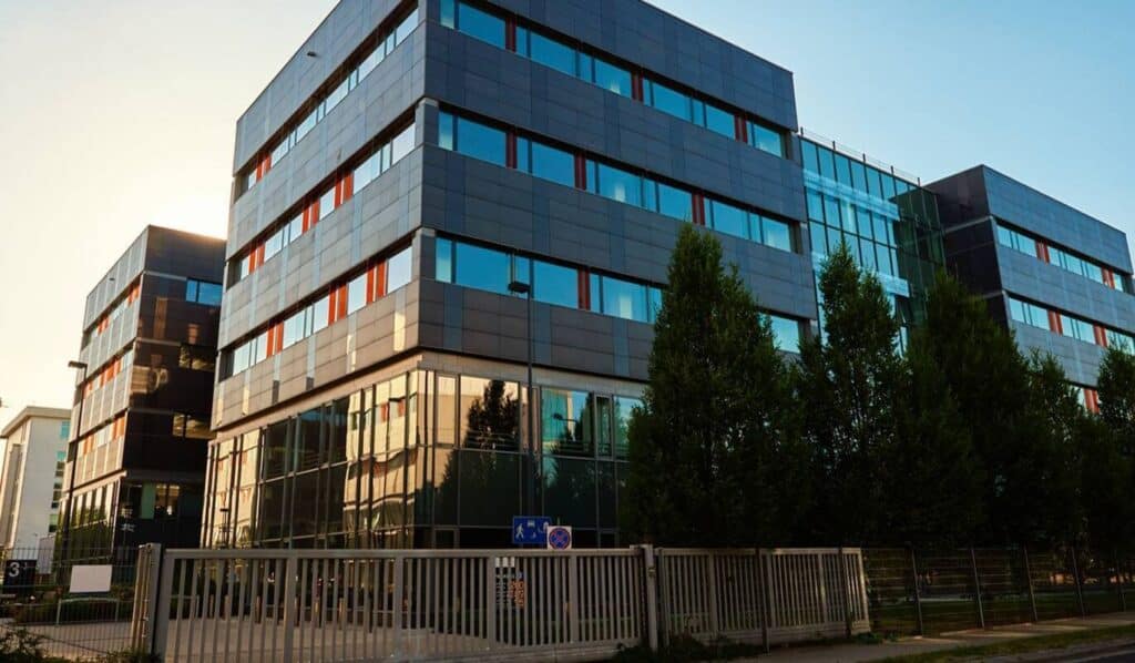 Ufficio in locazione a Milano di 1.200 mq mq