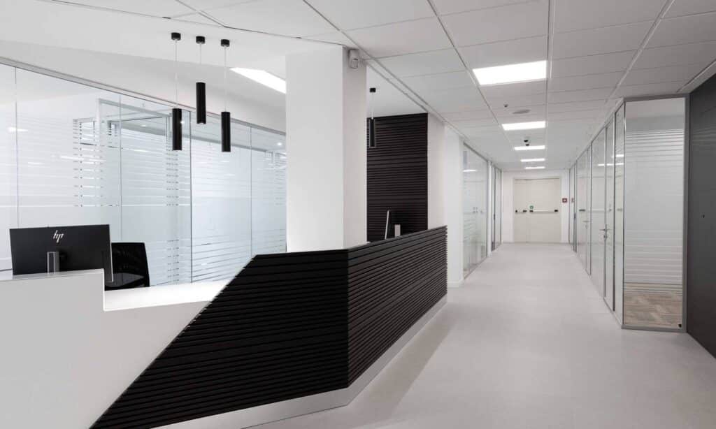 Ufficio in Vendita a Milano di 3.000 mq mq