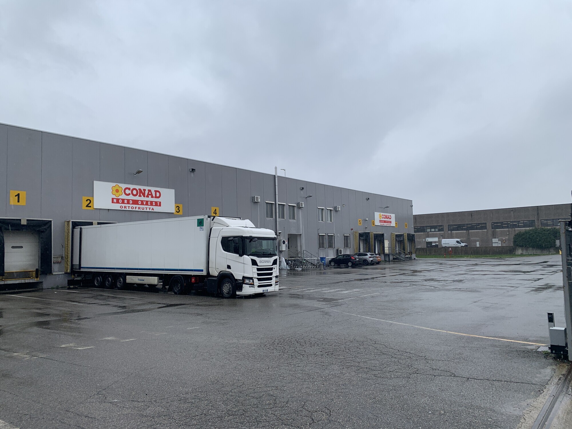 Affitto Capannone Logistico  Vercelli 5.420 mq– rif. LOG15121