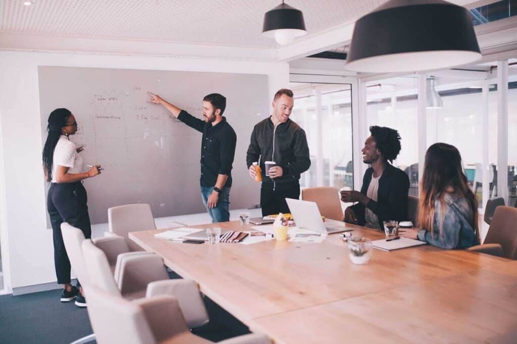 Ufficio in Vendita a Milano di 900 mq mq
