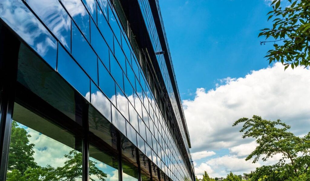 Ufficio in locazione a Milano di 6.500 mq mq