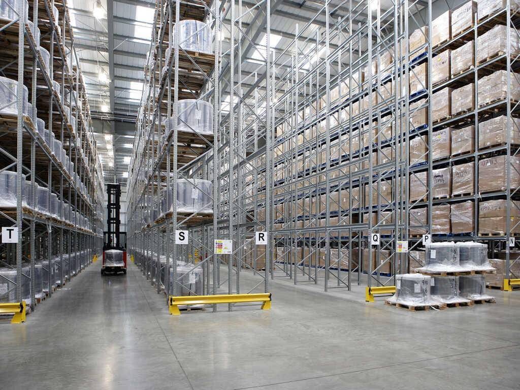 Capannone Logistico in locazione a Covo di 11.000 mq mq