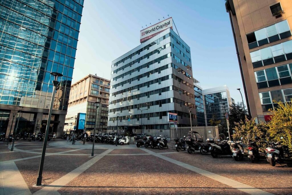 Ufficio in locazione a Milano di 170 mq mq