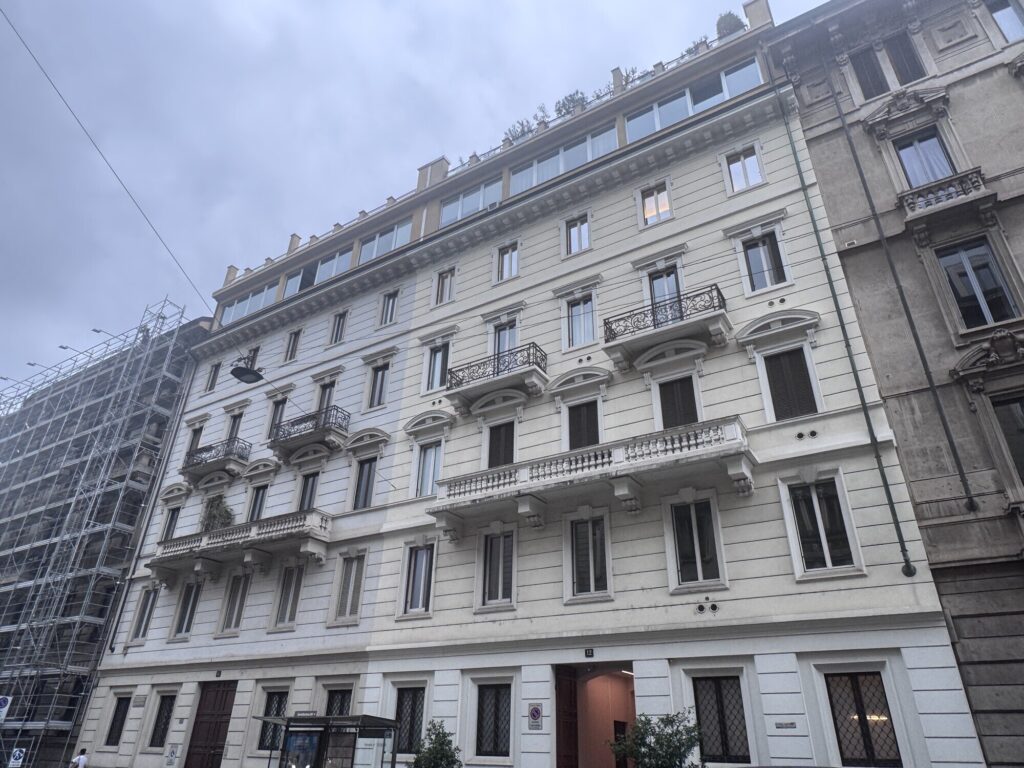 Ufficio in locazione a Milano di 150 mq mq