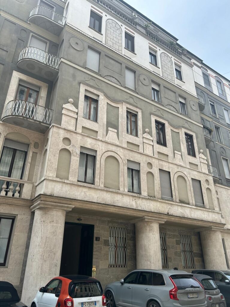 Ufficio in locazione a Milano di 240 mq mq